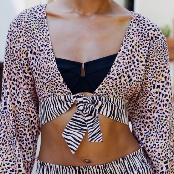 NWT Sanctuary Swim Leopard Cover Up Crop Top Lotus Pink - medium - Picture 1 of 3